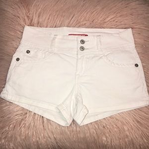 White UNIONBAY two-buttoned shorts